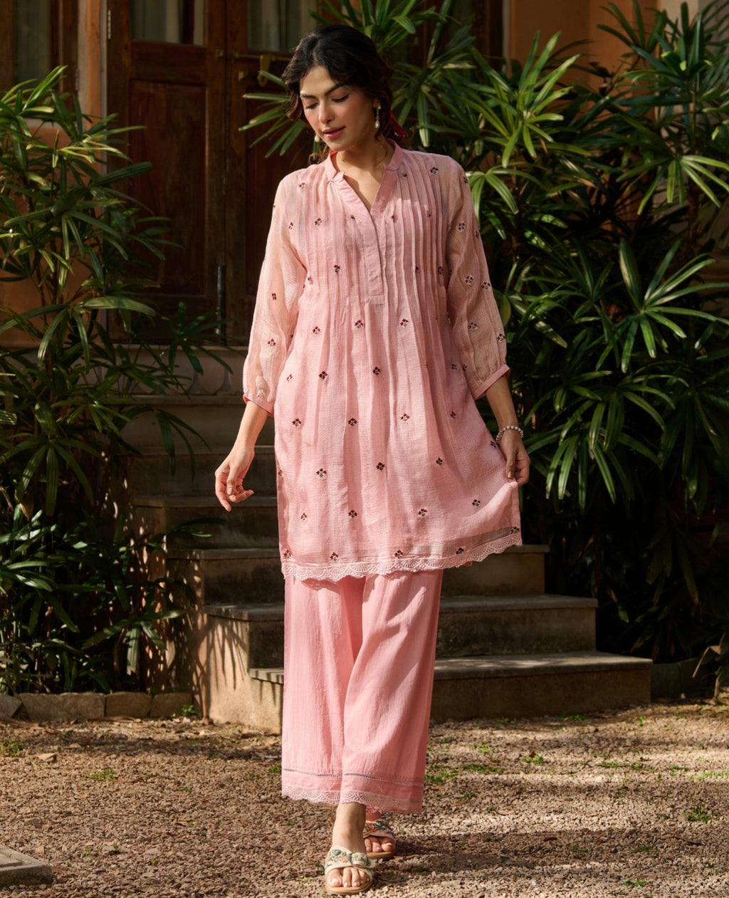 Shamaira Emroidered Kurta Set