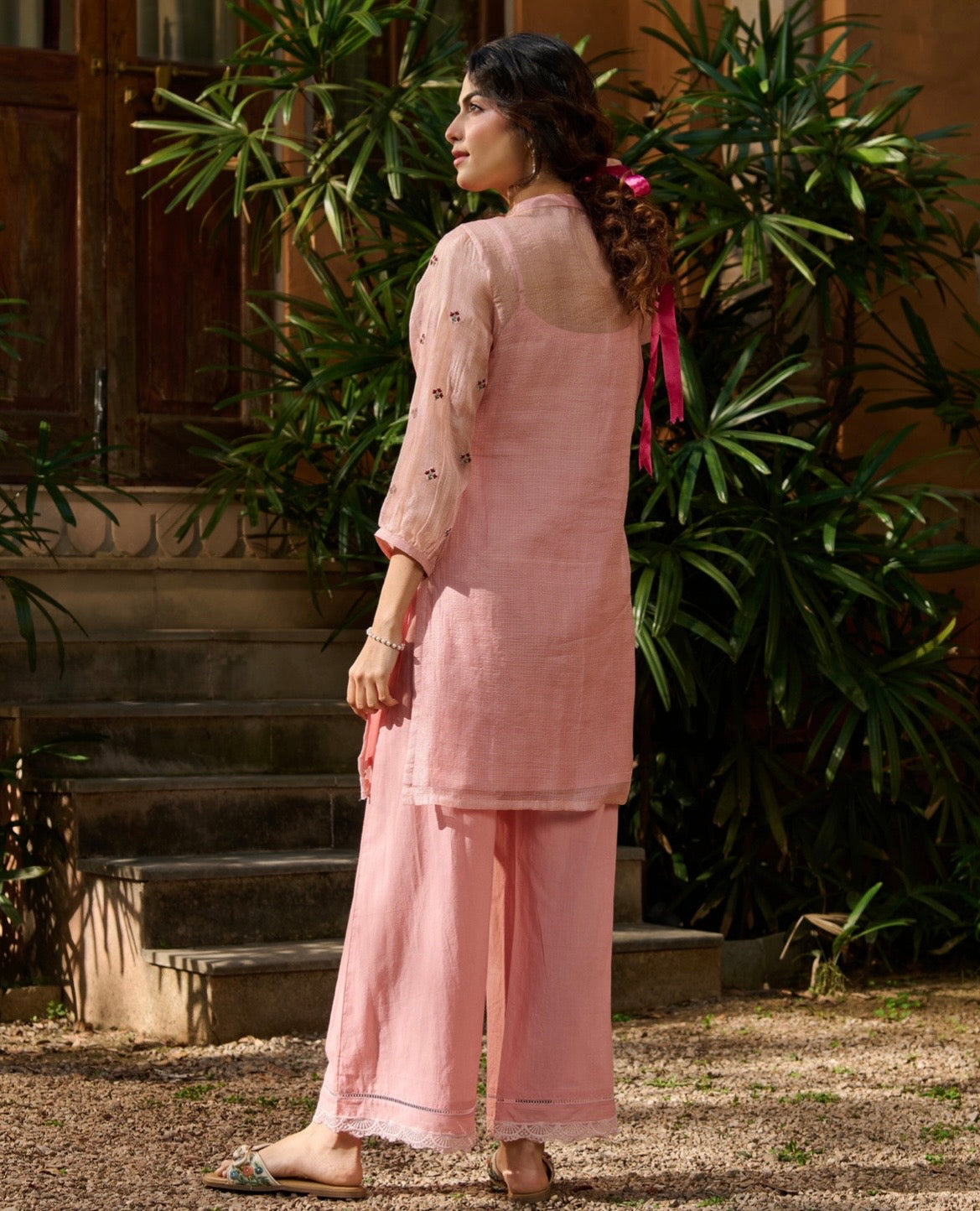Shamaira Emroidered Kurta Set