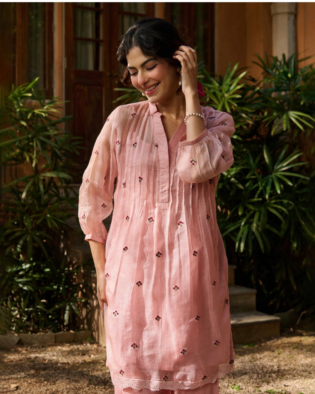 Shamaira Emroidered Kurta Set