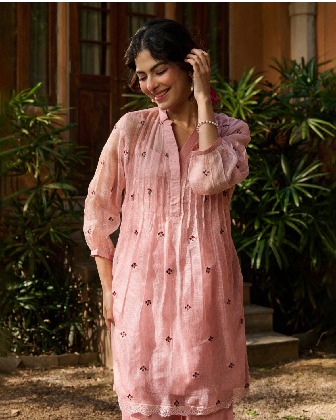 Shamaira Emroidered Kurta Set