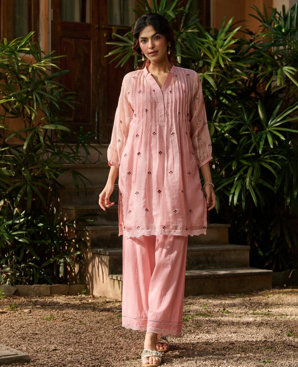 Shamaira Emroidered Kurta Set
